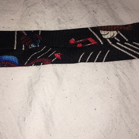 Vintage Looney Tunes Tie - Picture 2 of 5